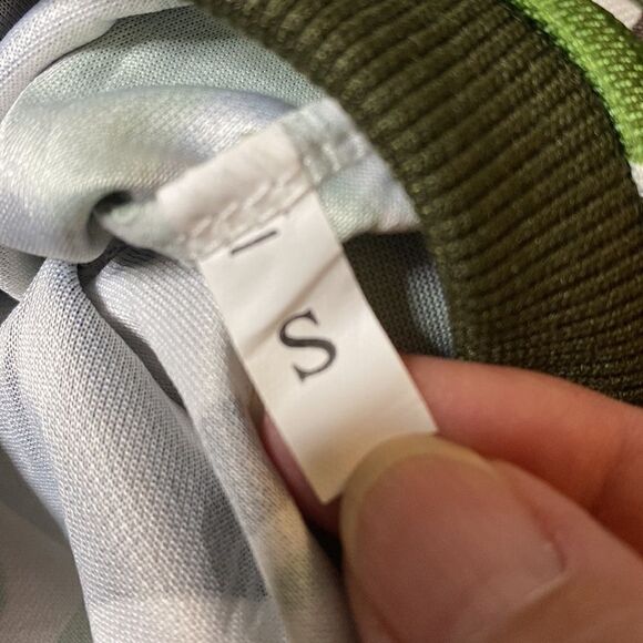 Little Camouflage Dog Hoodie - Picture 6 of 6